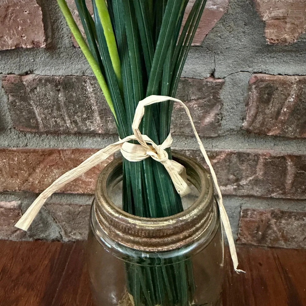 Faux Red Gerbera Daisy Floral Arrangement Vtg Glass Mason Jar Rustic Decor READ
